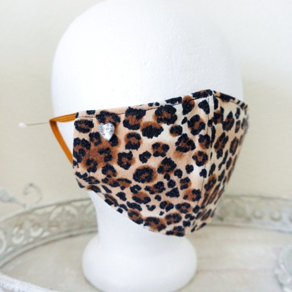 Leopard Print Heart Buttons Face Mask